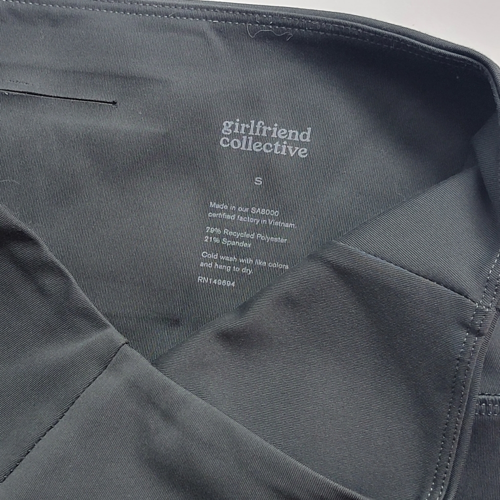 Girlfriend Collective Crop Leggings - Picture 7 of 7
